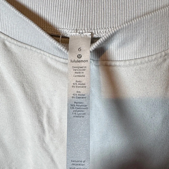 lululemon athletica women’s Light Gray joggers - Picture 2 of 4